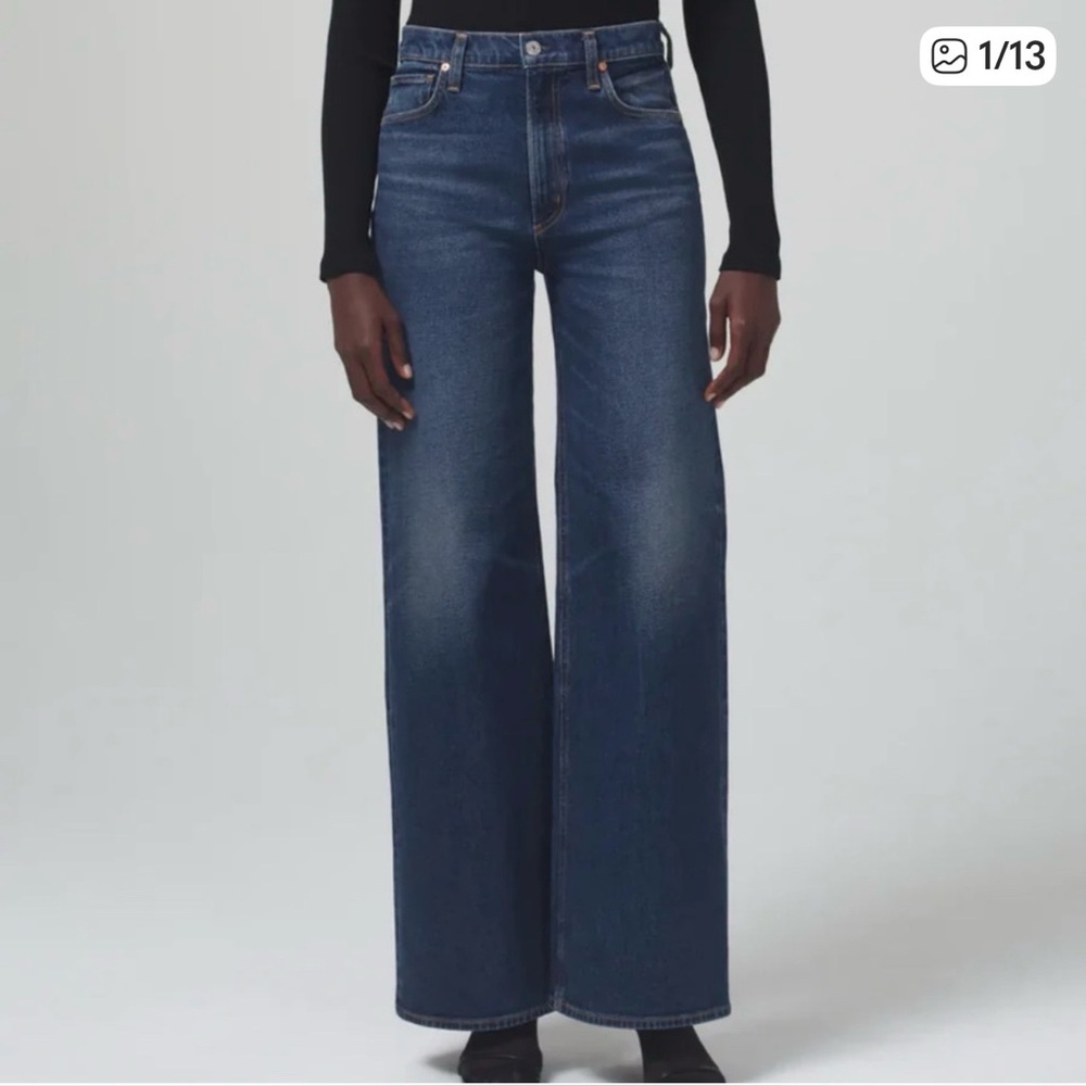 Citizens of Humanity Paloma
Baggy High Rise Wide Leg Jeans
Women's Size 28